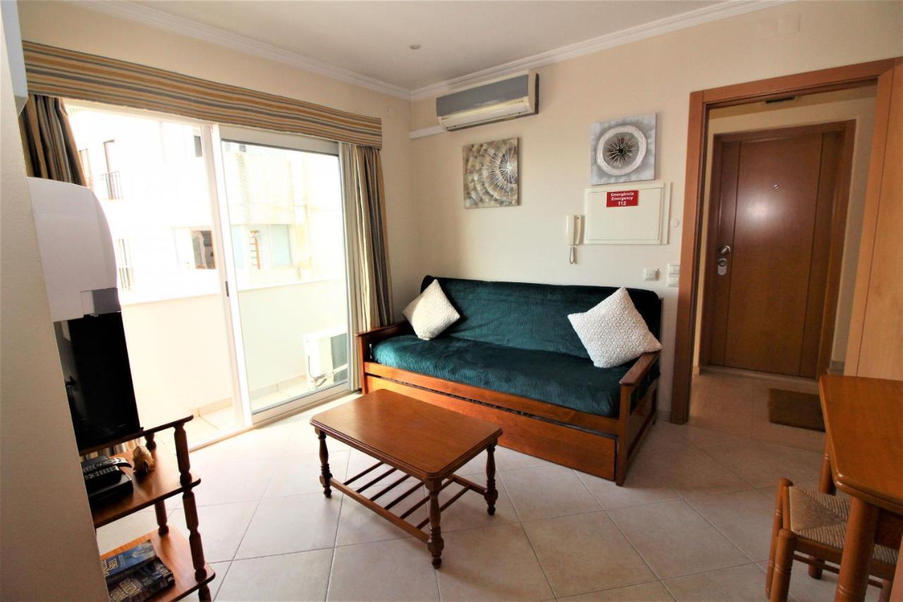 Waves View- Albufeira Apartment Bagian luar foto