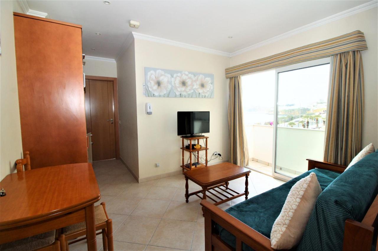 Waves View- Albufeira Apartment Bagian luar foto