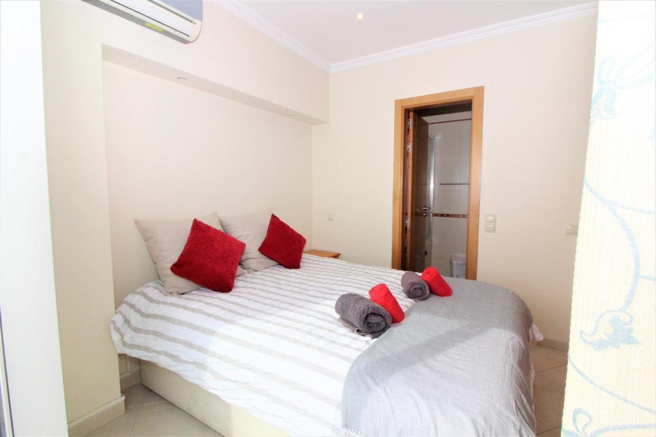 Waves View- Albufeira Apartment Bagian luar foto